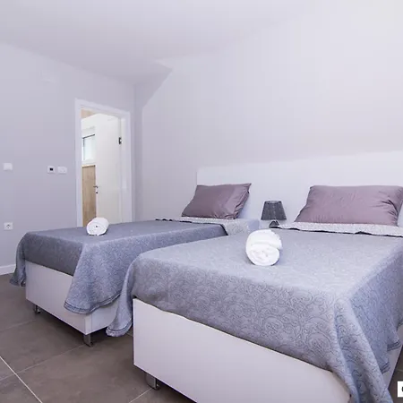 Kastel One Kastela