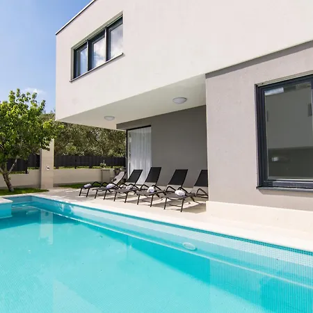 Villa Kastel One Kaštela